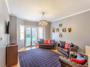 Bluegrass Retreat On The River Ness